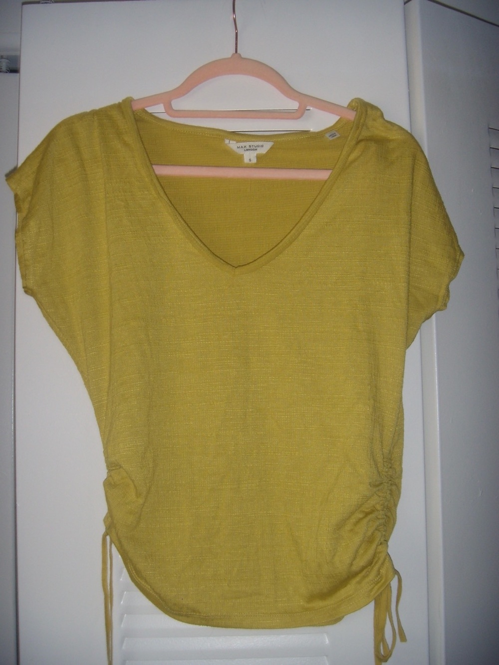 Max Studio Mustard V-Neck Short Sleeve Ruched Side Top